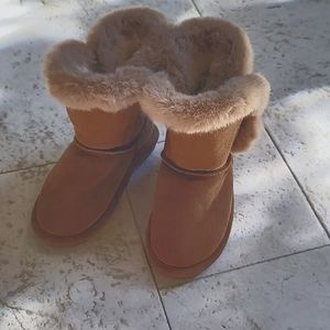 Bearpaw Toddler Betsey Boots